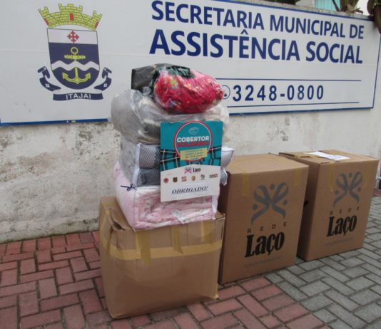 Assistência Social recebe doação de cobertores para famílias em vulnerabilidade