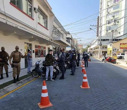 𝑶𝑷𝑬𝑹𝑨ÇÃ𝑶 𝑷𝑬𝑵𝑻𝑬 𝑭𝑰𝑵𝑶 – 𝑩𝑳𝑰𝑻𝒁 𝑵𝑶 𝑪𝑬𝑵𝑻𝑹𝑶 𝑫𝑬 𝑰𝑻𝑨𝑱𝑨Í.