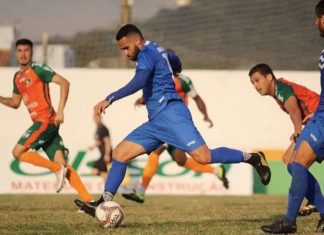 Barra FC vence clássico contra o Camboriú.