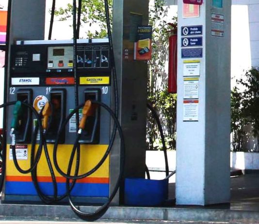 Troca de gasolina por etanol pode não ser vantajosa para o consumidor
