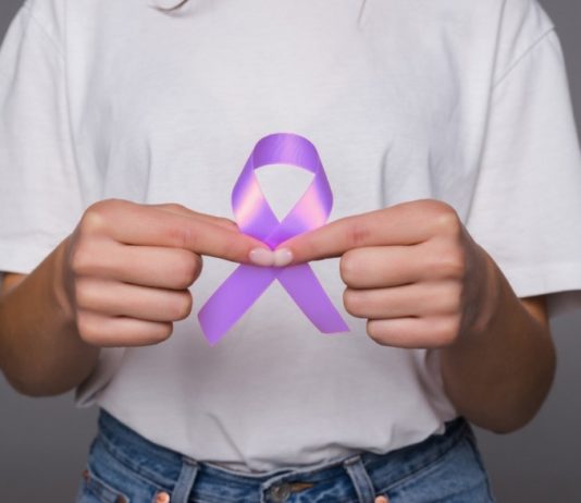 Março Lilás reforça a necessidade da prevenção do câncer de colo de útero, apontado como o terceiro mais incidente entre as mulheres