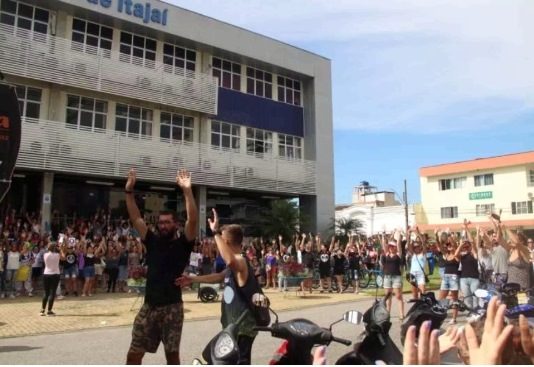 Consequências nefastas e duradouras’, diz justiça sobre greve dos servidores em Itajaí