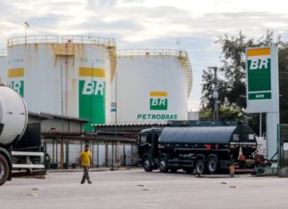 Petrobras reajusta preço do diesel em 8,9%