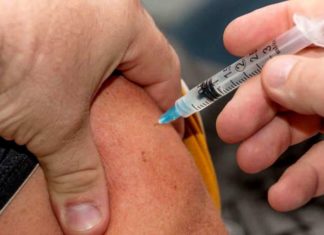 Cientistas de Oxford criam vacina contra três tipos de câncer, diz site; imunizante está sendo testado em 35 voluntários