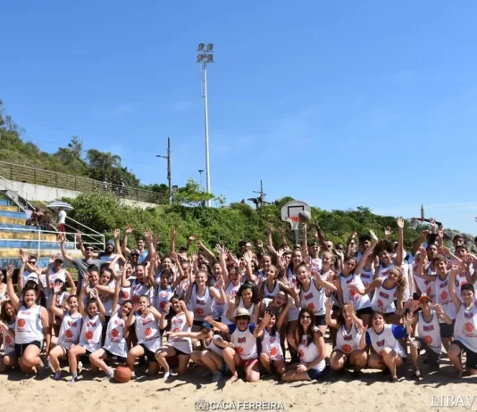 Basquete de Praia: conheça a modalidade que vem ganhando adeptos no Vale do Itajaí