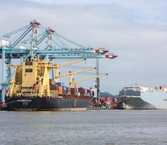 Porto de Itajaí lançará novo edital para escolha de operador portuário durante período de transição