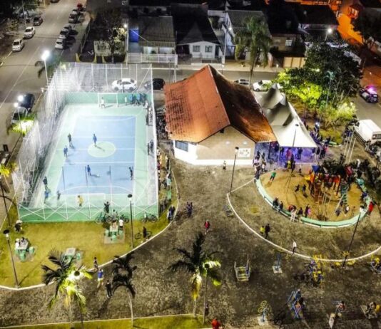 Comunidade prestigia inauguração do Núcleo Arte nos Bairros do Costa Cavalcante e revitalização da Praça Santos Dumont