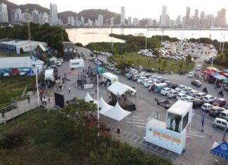 Festival de surfe, skate, arte e cultura segue até o fim de julho na Praia do Atalaia