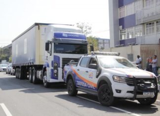 Donativos da ação Itajaí Solidária – SOS Rio Grande do Sul são enviados para Porto Alegre