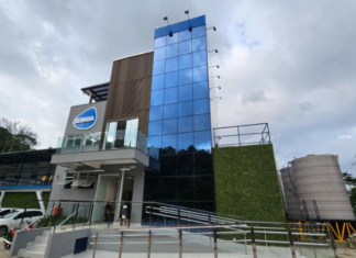 Semasa inaugura reforma geral na Estação de Tratamento de Água do bairro São Roque