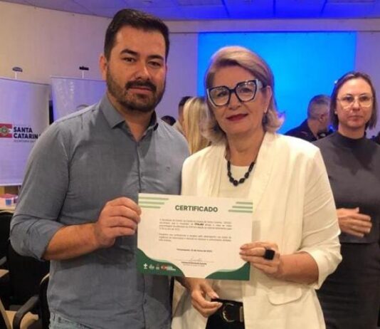 Itajaí recebe certificação estadual por atingir meta de prevenção à tuberculose