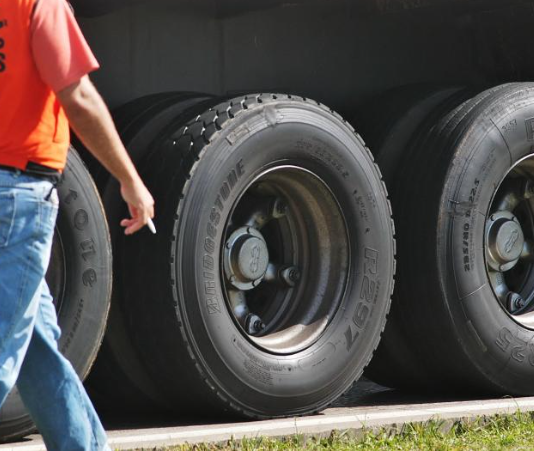 Campanha de Recolhimento de Pneus começa nesta segunda (25) em Itajaí