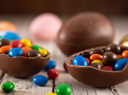 Consumidores catarinenses pretendem gastar mais na Páscoa de 2024