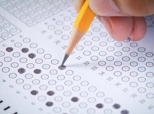 Serra Catarinense tem concurso público com salários de até R$ 9,4 mil