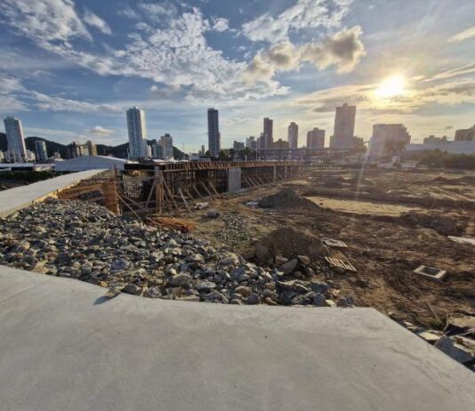 Iniciada a execução do mirante do Parque Ecológico e Náutico de Itajaí