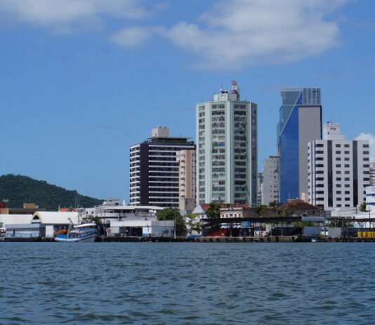 ITAJAÍ TEM SEGUNDA MAIOR GERAÇÃO DE EMPREGOS DE SANTA CATARINA