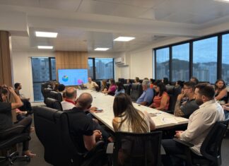 Pesquisa: 81% das empresas em Itajaí contratam sem experiência, mas enfrentam desafios