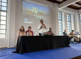 Projeto “Pais e Filhos” inaugura abertura da Biblioteca Pública de Itajaí aos sábados