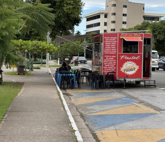 Itajaí irá regulamentar a atividade dos food trucks na Beira Rio