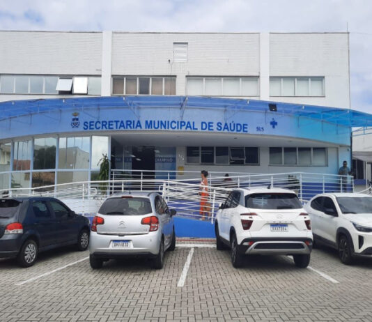 Itajaí convoca 102 profissionais da saúde para reforçar atendimento no município