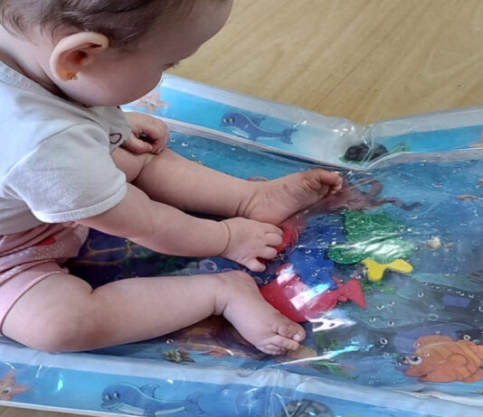 CEI Maria Regina Coppi Vicente proporciona experiência sensorial e refrescante para as crianças