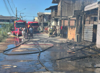 Itajaí presta assistência às famílias afetadas por incêndio no bairro Cidade Nova