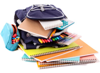 Prefeitura de Balneário Camboriú libera voucher para material escolar e ajuda pais de alunos