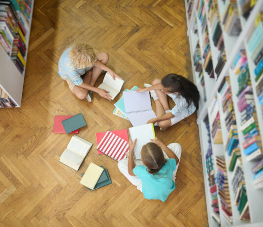 Itajaí lança projeto para levar bibliotecas inovadoras às escolas e comunidades