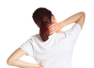 Dor na coluna lidera afastamentos no trabalho em 2024; transtornos mentais crescem