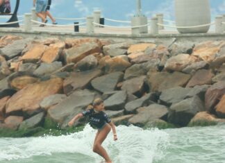 Itapema faz história com primeiro campeonato de surfe noturno