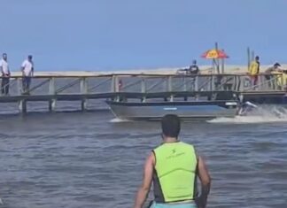 Barco com criança sozinha à deriva navega descontrolado em SC