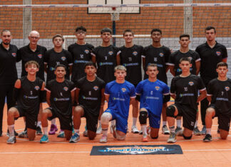 Vôlei Masculino de Itajaí começa com duas vitórias no Campeonato Estadual