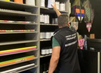 Fiscalização em Itajaí apreende material para fabricação de cerol; multa pode alcançar R$ 12 mil