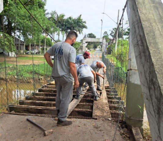 Começaram as obras de recuperação da ponte pênsil no bairro Carvalho