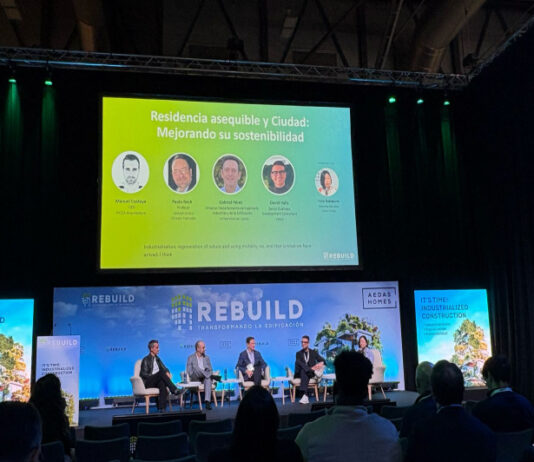 Inovação e sustentabilidade: Itajaí ganha destaque em evento internacional na Europa