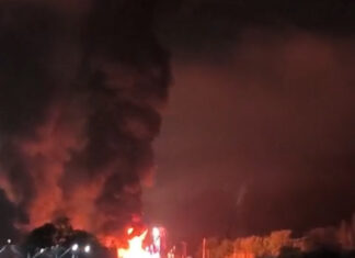 Explosão na BR-101 em Garuva causa bloqueio e longas filas na rodovia; veja imagens