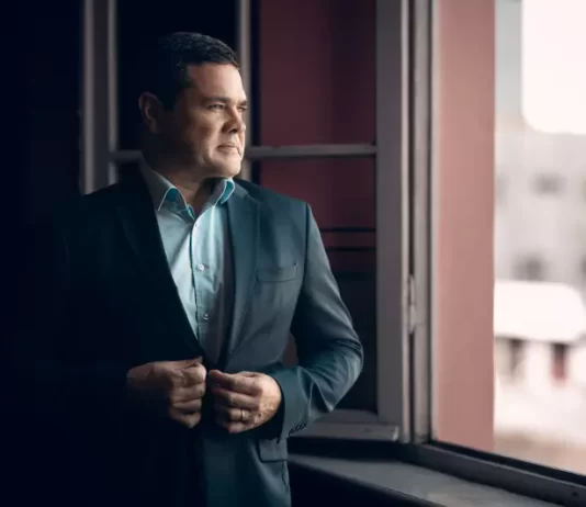 Missão internacional: prefeito de Itajaí viaja a Nova York para evento de negócios