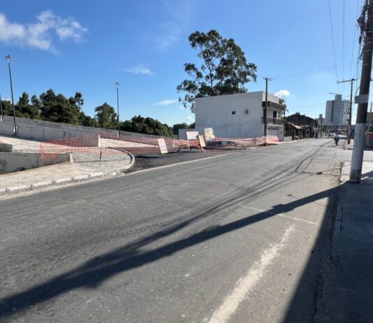 Construção de ponte entre Dom Bosco e Cidade Nova provoca interdições em Itajaí