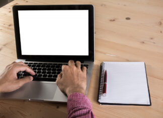 Decreto proíbe EAD em cursos como Medicina, Direito, Psicologia e outros; veja quais