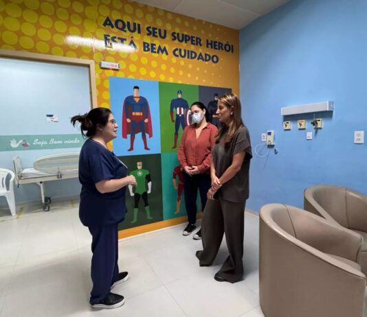 Após óbito de bebê, prefeita instala gabinete no hospital de Balneário Camboriú