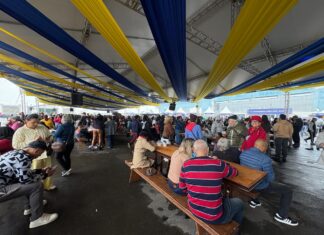 Mais de 24 mil pessoas prestigiaram a tradicional Festa do Peixe em Itajaí
