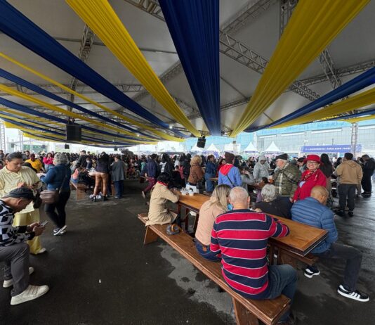 Mais de 24 mil pessoas prestigiaram a tradicional Festa do Peixe em Itajaí