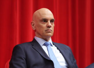 Pedido de impeachment contra ministro do STF está a uma assinatura de ser protocolado