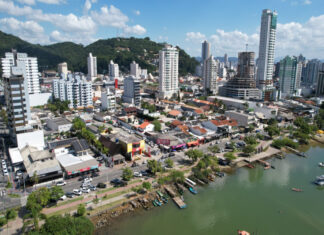 Desfile da Marejada volta às ruas de Itajaí após mais de 10 anos