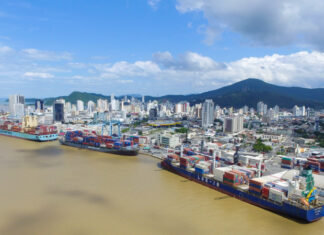 Itajaí perde liderança nacional em importações para Manaus em 2025