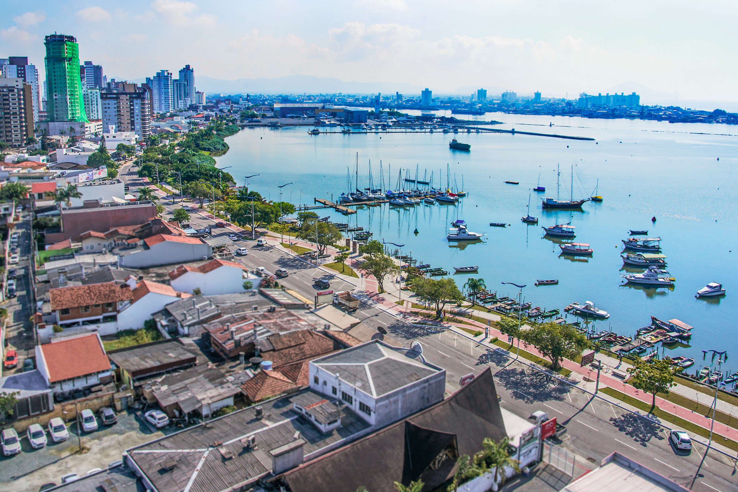 Preço dos imóveis dispara e moradia vira desafio em Itajaí