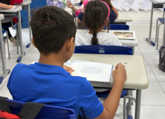 Pais têm 30 dias para atualizar a vacinação das crianças após rematrícula em Itajaí