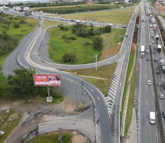 Novo viaduto da BR-101 é inaugurado e muda o trânsito em Itajaí