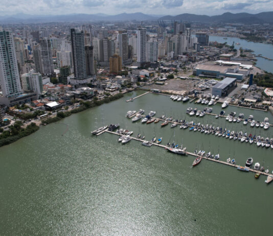 Itajaí reforça posição internacional em etapa peruana do RoadShow Santa Catarina