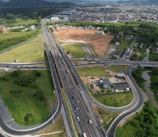 Governo de SC conclui complexo viário da Antônio Heil com a BR-101 em Itajaí